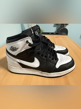 Nike Kids Black and White High-Top Sneakers